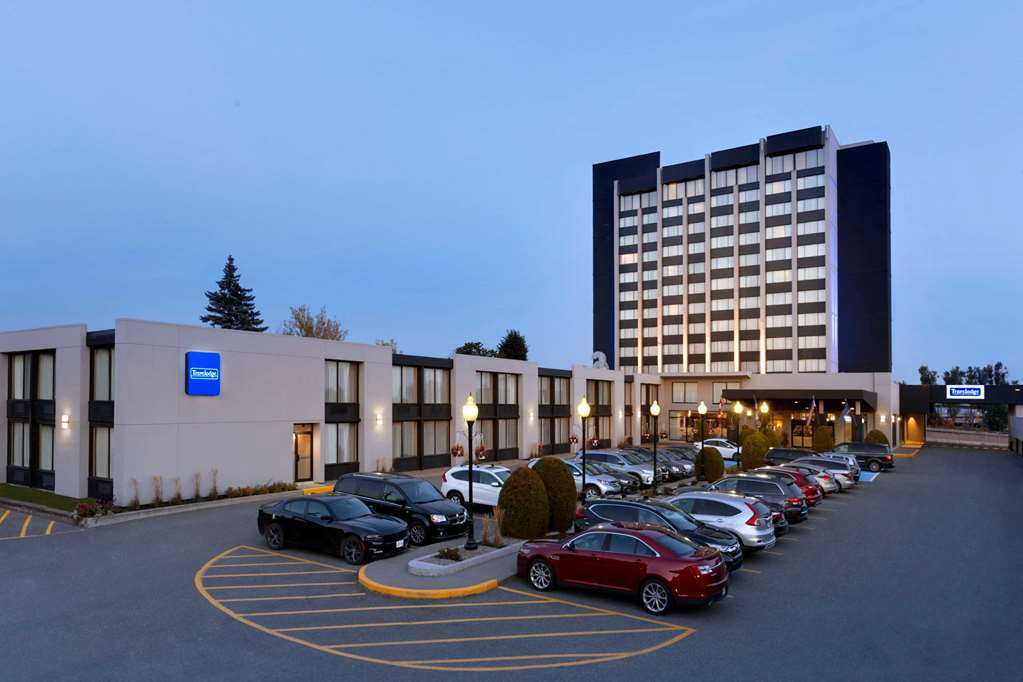 Travelodge By Wyndham Quebec City Hotel & Convention Centre Exteriér fotografie
